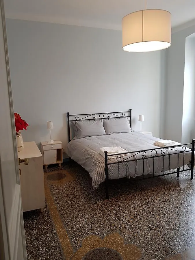 Apartment Genova Central